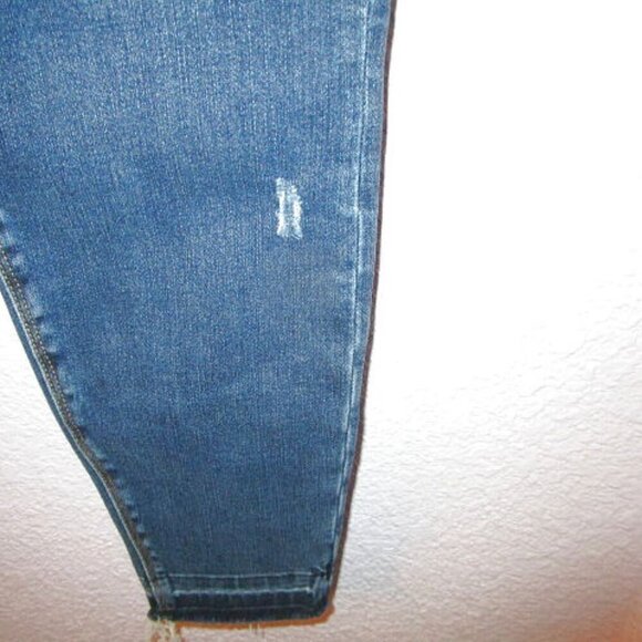 Spanx Ankle Legging Jeans Size M Pockets Pull On Stretch Distressed 20203R EUC - Picture 5 of 12